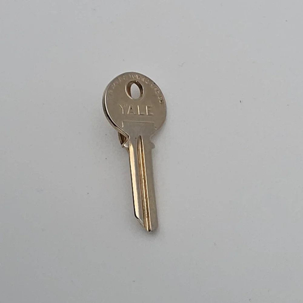 Vtg HICKOK USA Yale Key Tie Bar‎ Clip Clasp Gold Tone Excellent FREE $HIPPING!!